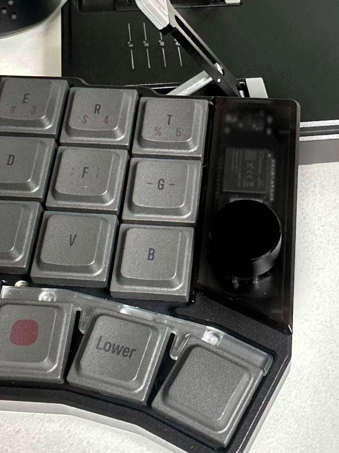 Cornix LP 無線分割キーボード