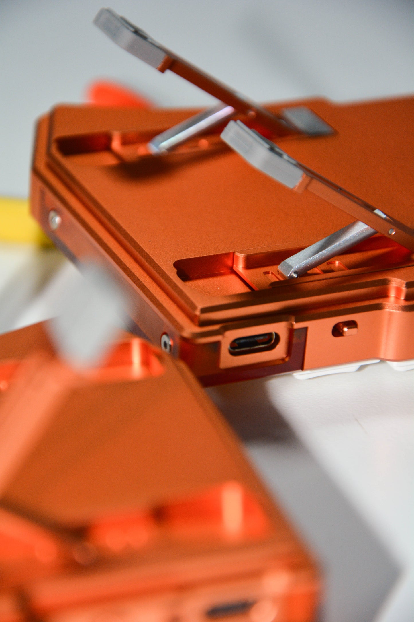 Cornix LP 無線分割キーボード