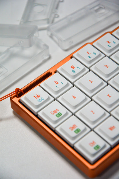 Cornix LP 無線分割キーボード