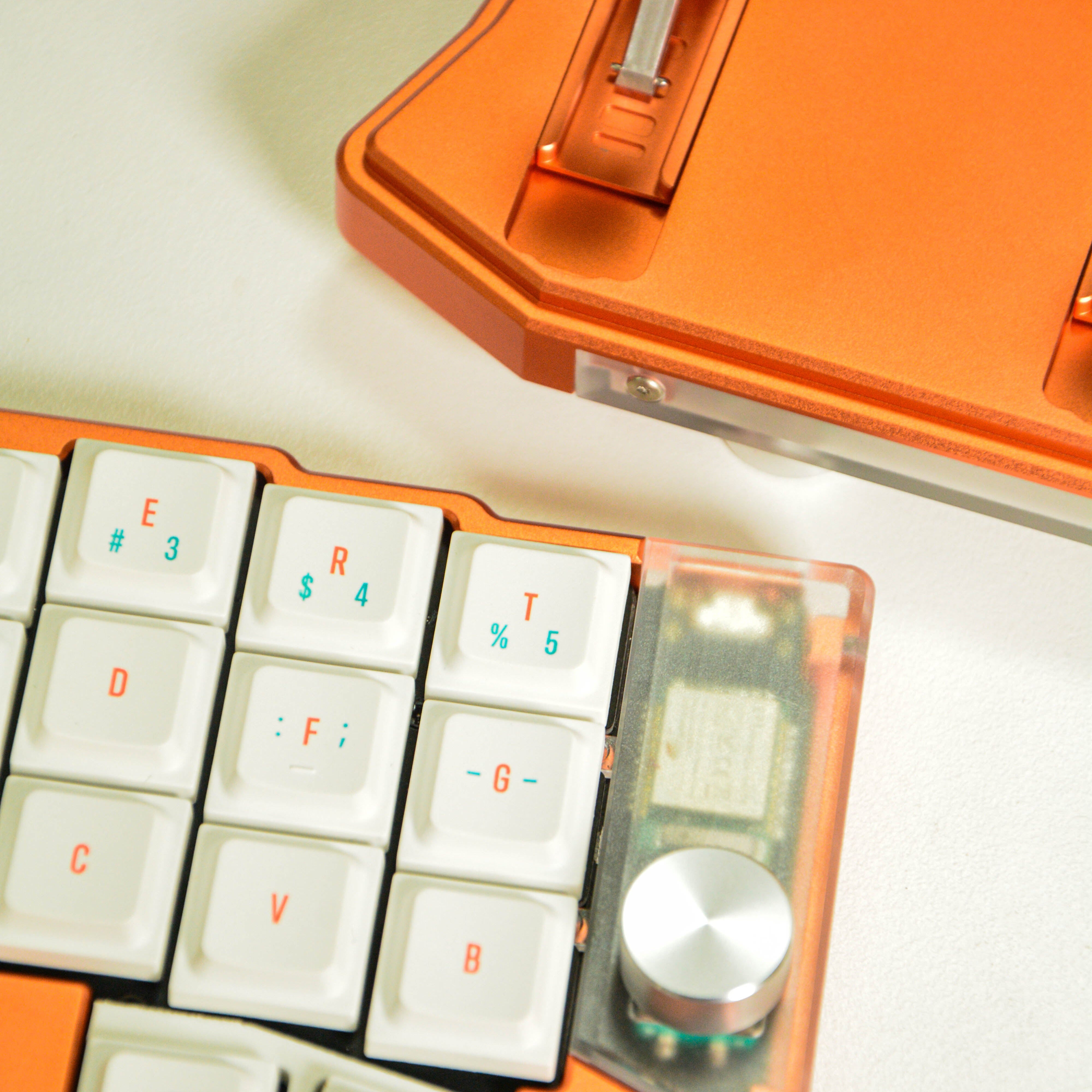 Cornix LP 無線分割キーボード – JezailFunder Japan